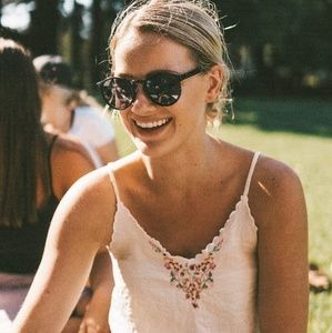 Meet your Posher, Marnie